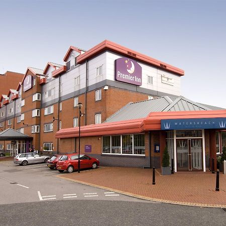 Premier Inn Manchester Old Trafford Salford  Kültér fotó
