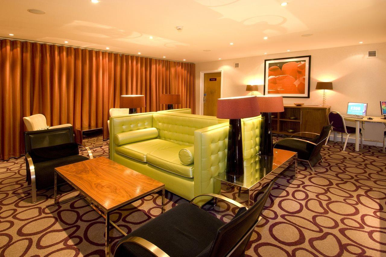 Premier Inn Manchester Old Trafford Salford  Kültér fotó