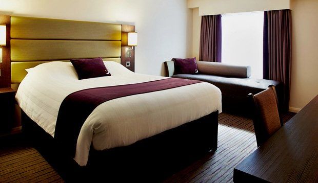 Premier Inn Manchester Old Trafford Salford  Kültér fotó